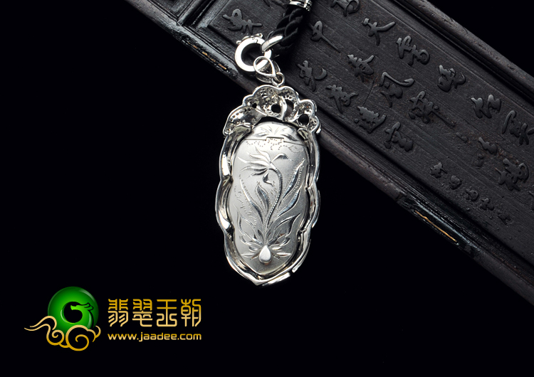 糯冰种正阳绿满绿缅甸翡翠包白金“金枝玉叶”挂件