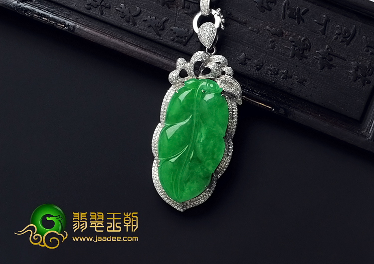 糯冰种正阳绿满绿缅甸翡翠包白金“金枝玉叶”挂件