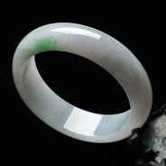 糯冰种春带彩缅甸翡翠手镯（57.8mm）