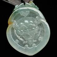 冰种淡黄翡飘花缅甸翡翠A货仿古龙头玉牌挂件