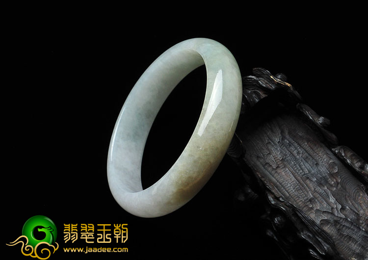 糯冰种晴水缅甸翡翠A货手镯（57.9mm）
