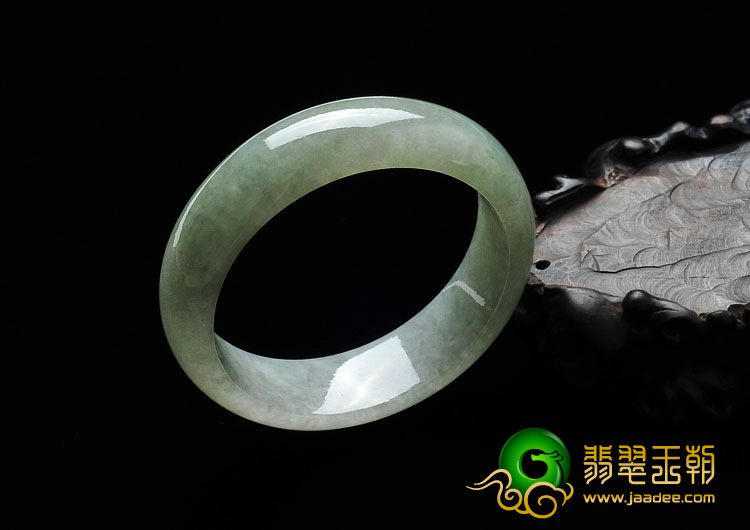 糯冰种晴水缅甸翡翠A货手镯（55.3mm）