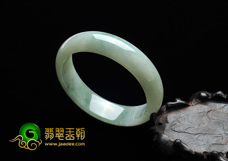 糯冰种晴水缅甸翡翠A货手镯（57.8mm）