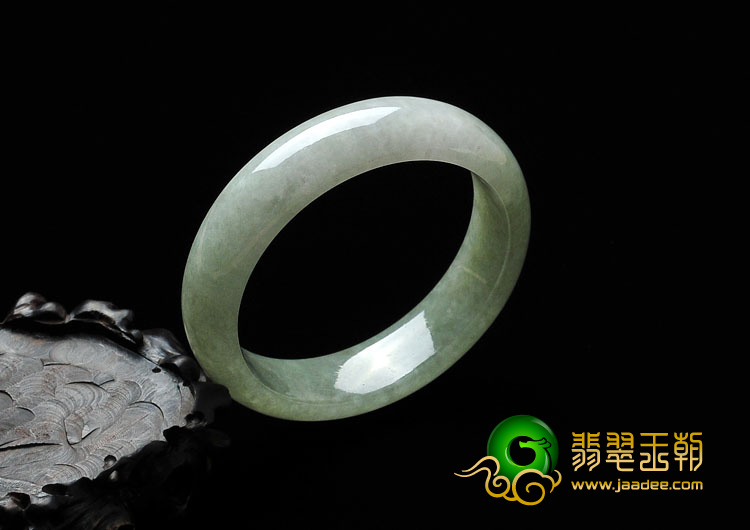 糯冰种晴水缅甸翡翠A货手镯（55.2mm）