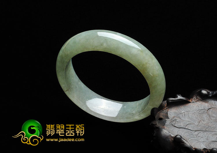 糯冰种晴水缅甸翡翠A货手镯（55.2mm）