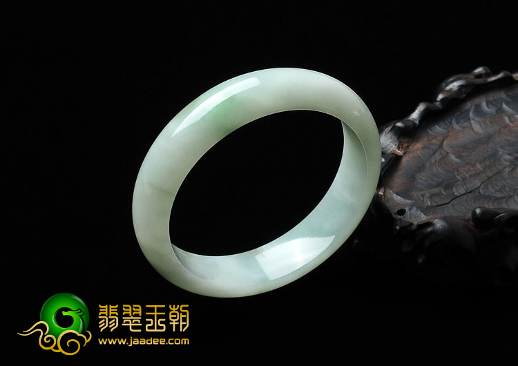 糯冰种晴水缅甸翡翠A货手镯（57.8mm）