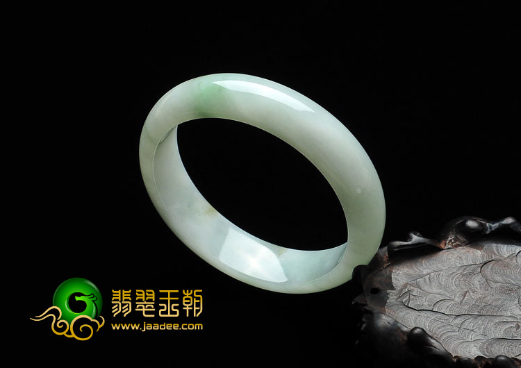 糯冰种晴水缅甸翡翠A货手镯（57.8mm）