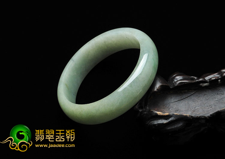 糯冰种晴水缅甸翡翠A货手镯（52.4mm）