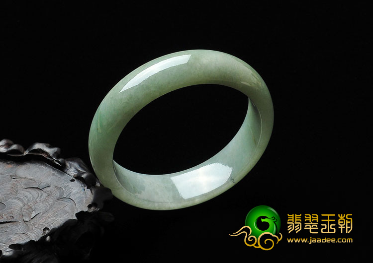 糯冰种晴水缅甸翡翠A货手镯（52.4mm）