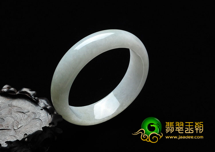糯冰种晴水缅甸翡翠A货手镯（55.4mm）