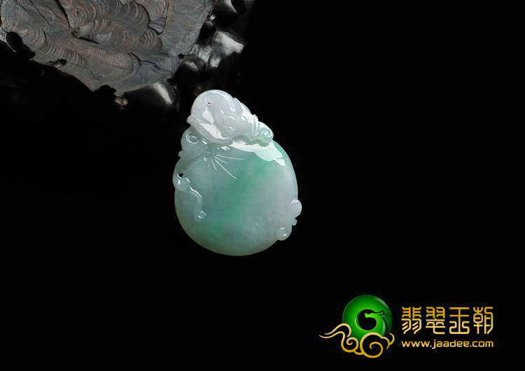 糯冰种飘翠缅甸翡翠A货寿桃挂件
