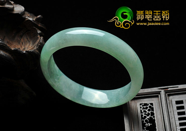 糯冰种豆色缅甸翡翠A货手镯（56.8mm）