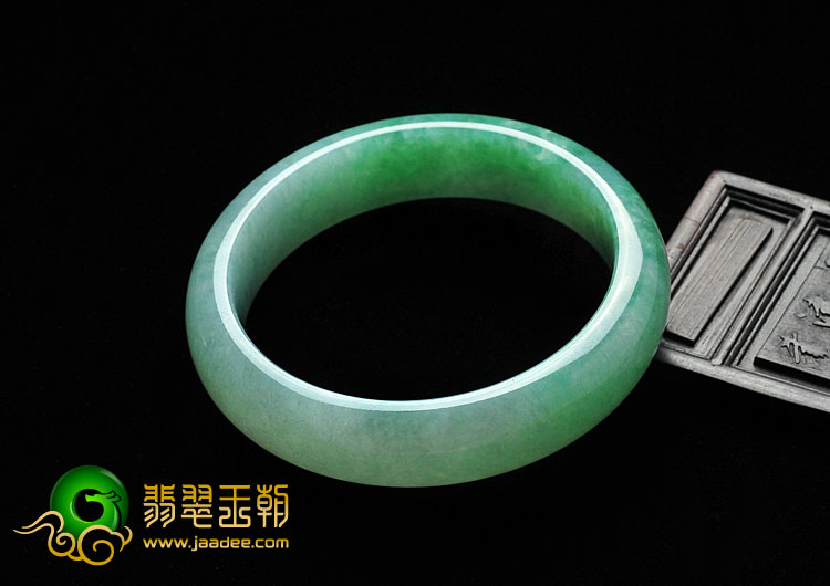 糯冰种阳豆色缅甸翡翠A货手镯（58.7mm）
