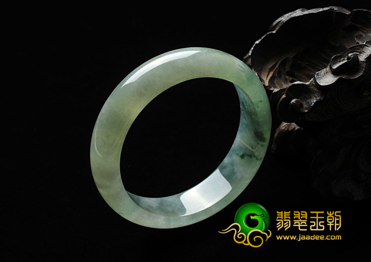 冰种飘花缅甸翡翠A货手镯（59.9mm）