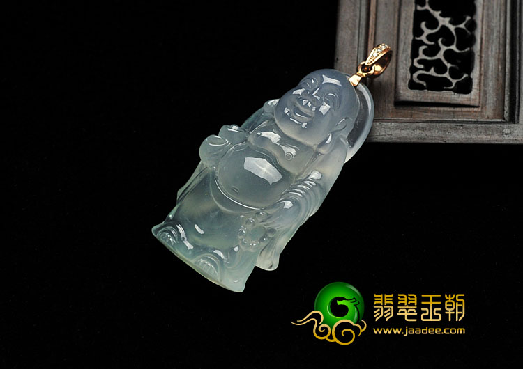 冰玻种略飘花缅甸翡翠A货站佛挂件