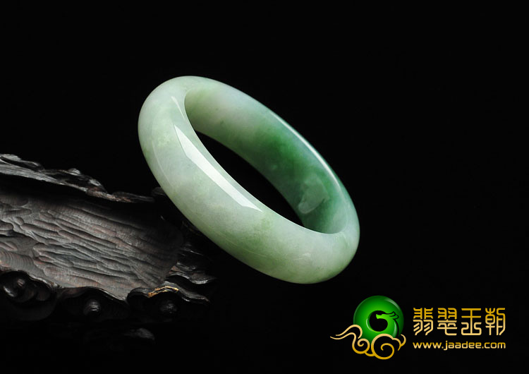 冰种晴水缅甸翡翠A货手镯（56.7mm）