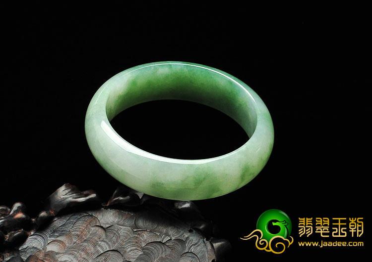 冰种晴水缅甸翡翠A货手镯（58.9mm）