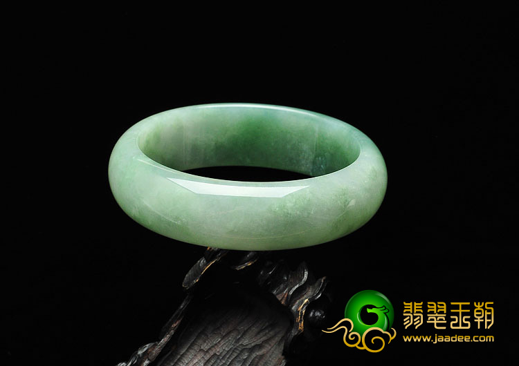 冰种晴水缅甸翡翠A货手镯（58.9mm）