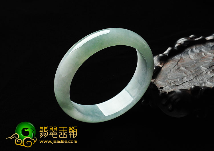 糯冰种晴水缅甸翡翠A货手镯（57.4mm）