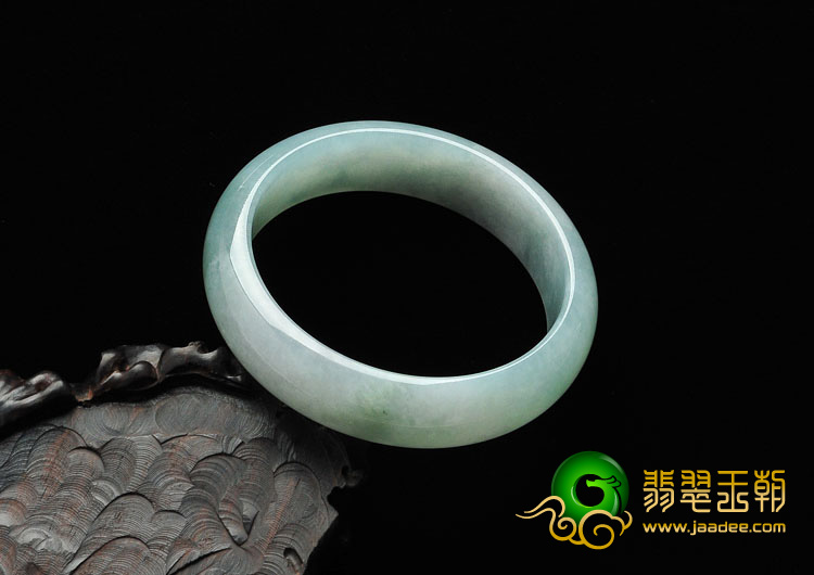 糯冰种晴水缅甸翡翠A货手镯（57.4mm）