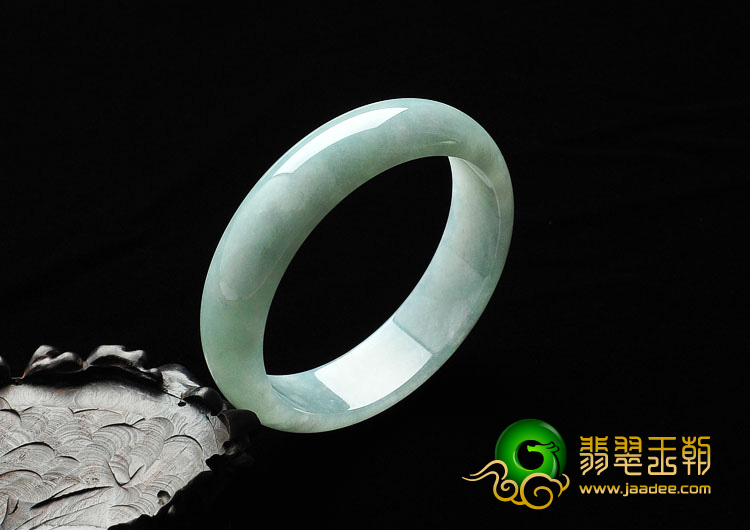 糯冰种晴水缅甸翡翠A货手镯（60.3mm）