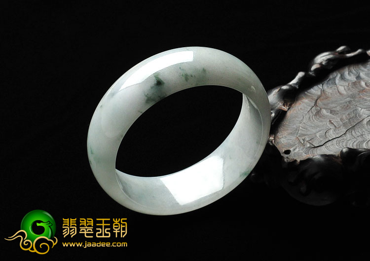 糯冰种飘花缅甸翡翠A货手镯（55.4mm）