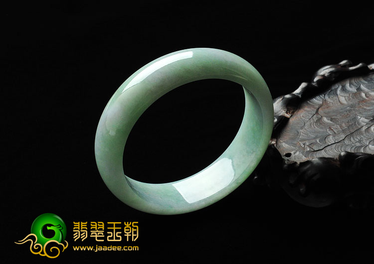 糯冰种淡春带彩缅甸翡翠A货手镯（57mm）