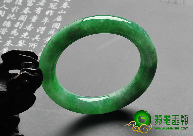 糯冰种翠绿满绿缅甸翡翠A货圆条手镯（53.7mm）