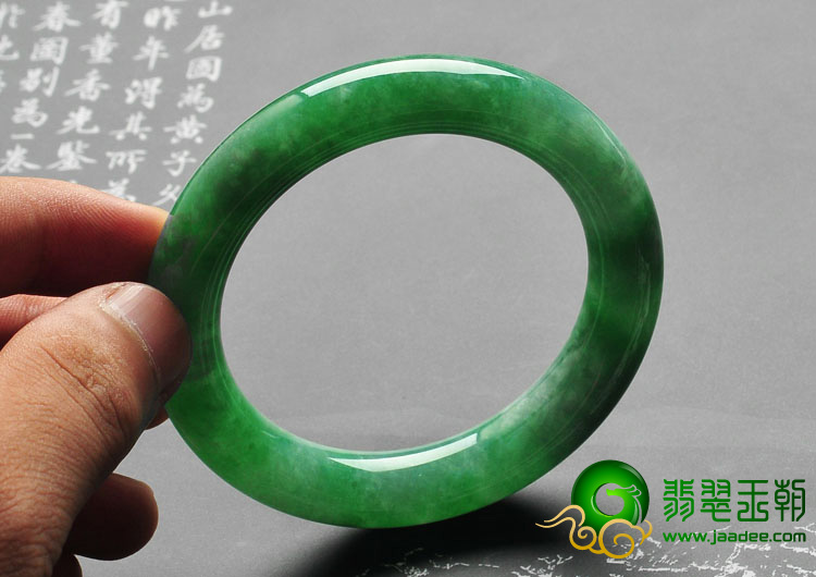糯冰种翠绿满绿缅甸翡翠A货圆条手镯（53.7mm）