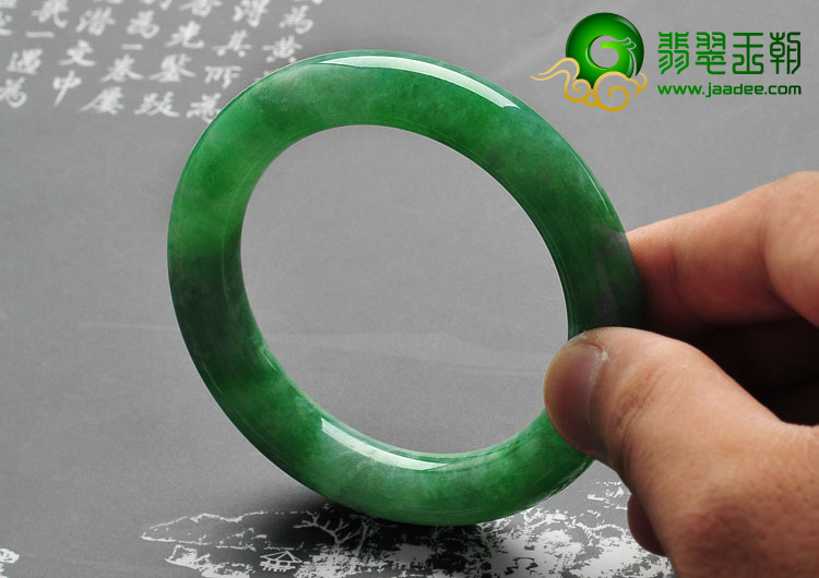 糯冰种翠绿满绿缅甸翡翠A货圆条手镯（53.7mm）