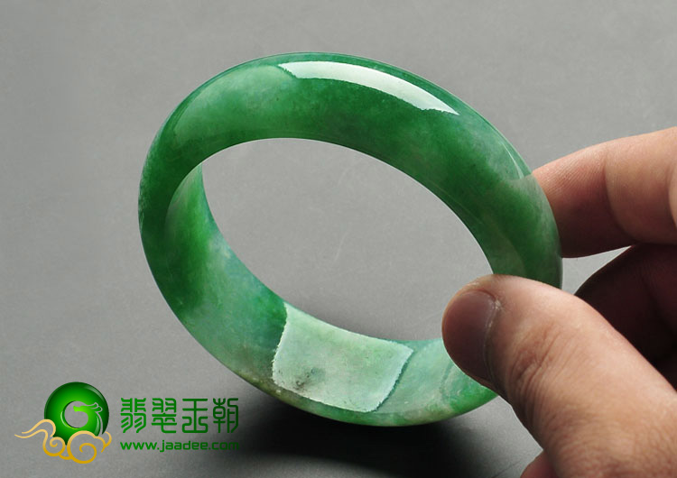 糯冰种翠绿满绿缅甸翡翠A货手镯（57.8mm）