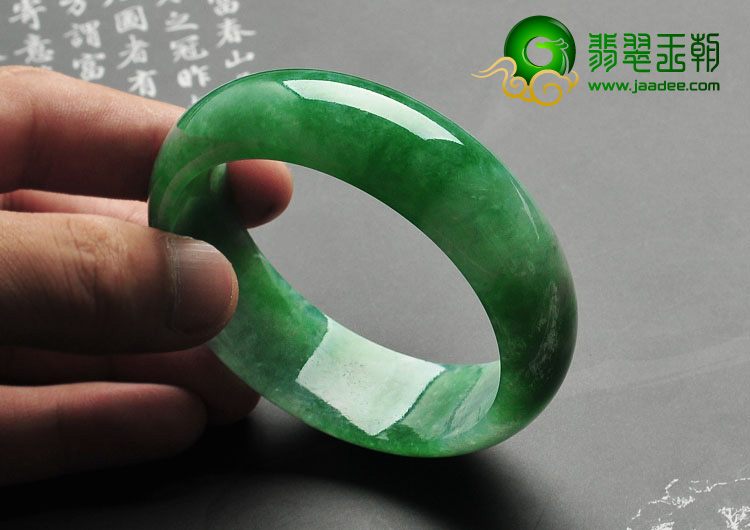 糯冰种翠绿满绿缅甸翡翠A货手镯（57.8mm）