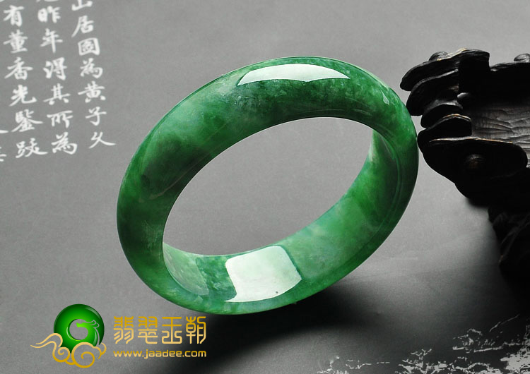 糯冰种翠绿满绿缅甸翡翠A货手镯（57.7mm）