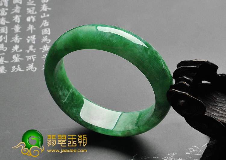 糯冰种翠绿满绿缅甸翡翠A货手镯（57.7mm）