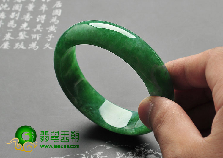 糯冰种翠绿浓绿缅甸翡翠A货手镯（56.3mm）