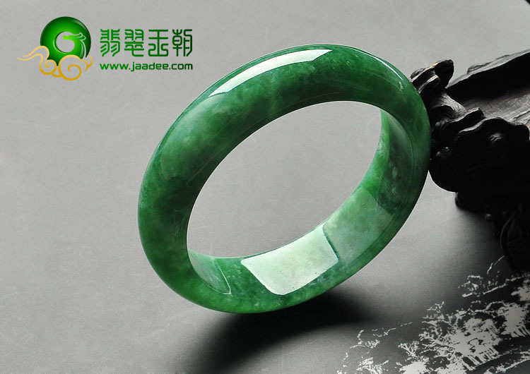 糯冰种翠绿浓绿缅甸翡翠A货手镯（56.3mm）