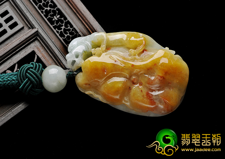 细糯种红黄翡缅甸翡翠A货貔貅送福手玩件