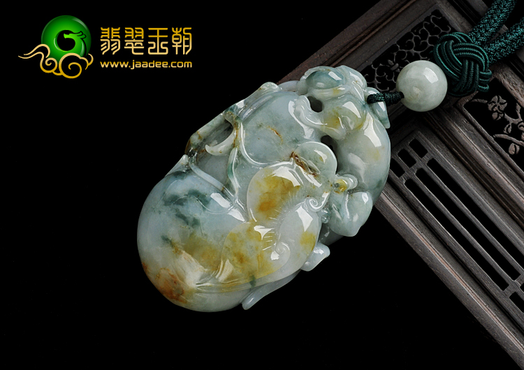 细糯种黄翡略飘花缅甸翡翠A货貔貅送福手玩件
