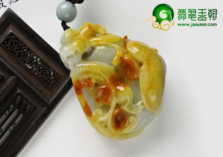 细糯种红黄翡缅甸翡翠A货龙腾四海手玩件