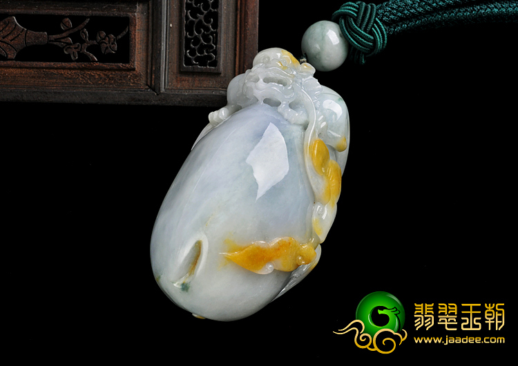 细糯种黄翡缅甸翡翠A货麒麟送福手玩件