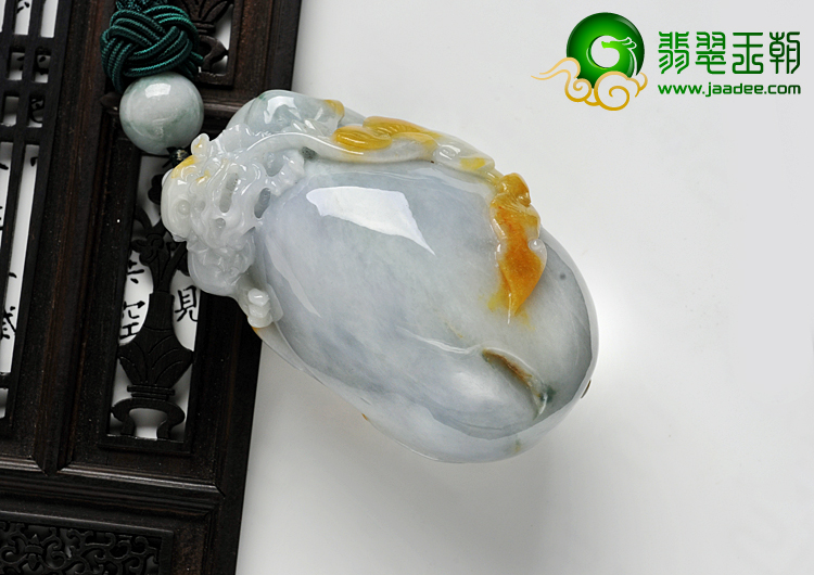 细糯种黄翡缅甸翡翠A货麒麟送福手玩件