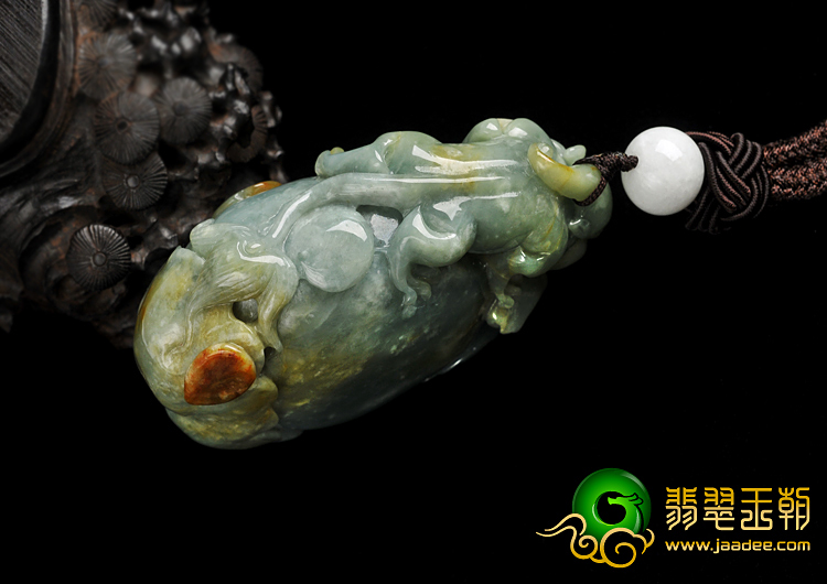 细糯种晴水褐黄翡缅甸翡翠A货麒麟送福手玩件
