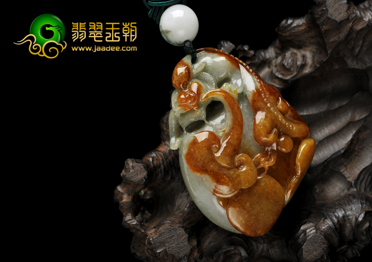 细糯种褐红翡缅甸翡翠A货飞龙手玩件