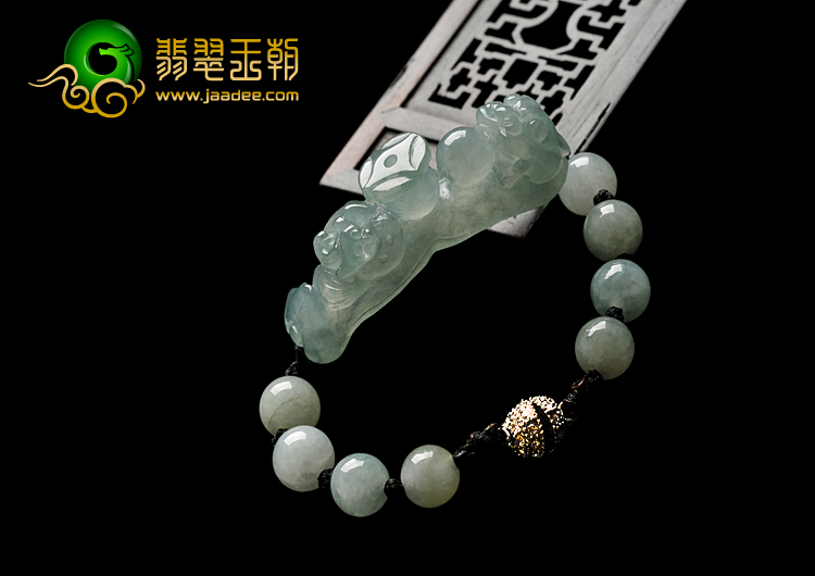 冰种晴水缅甸翡翠A货龙戏珠手链