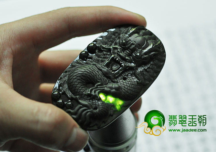 糯冰种墨翠缅甸翡翠A货龙行天下挂件