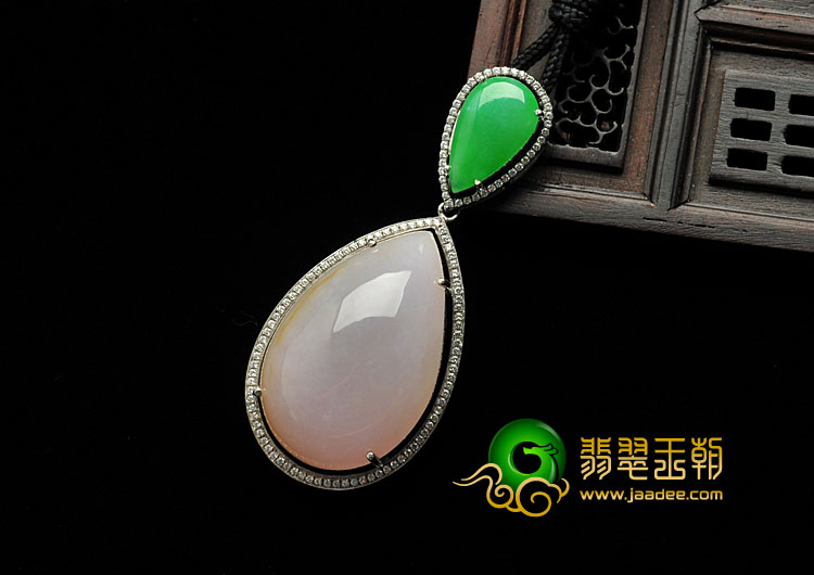糯冰种翠色紫罗兰缅甸翡翠A货镶白金胸坠（水钻）