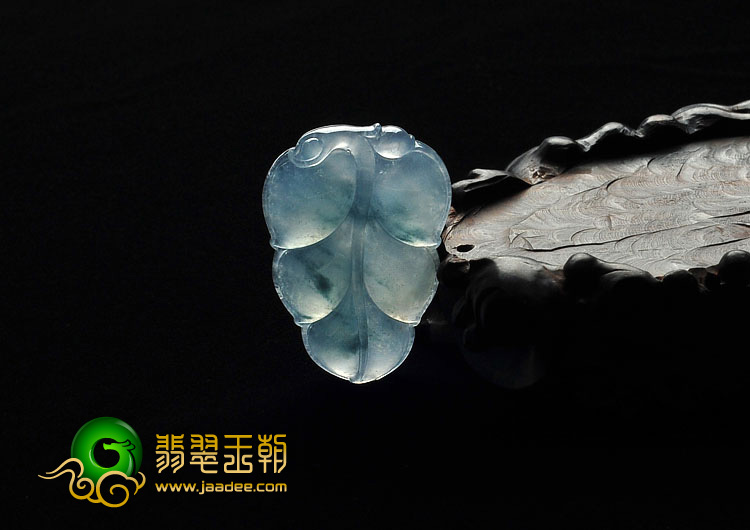 冰种飘花缅甸翡翠A货叶子挂件