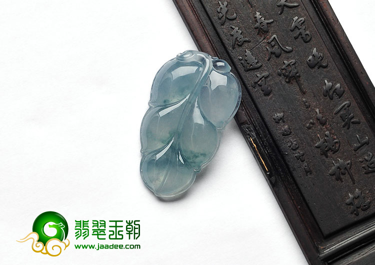 冰种飘花缅甸翡翠A货叶子挂件