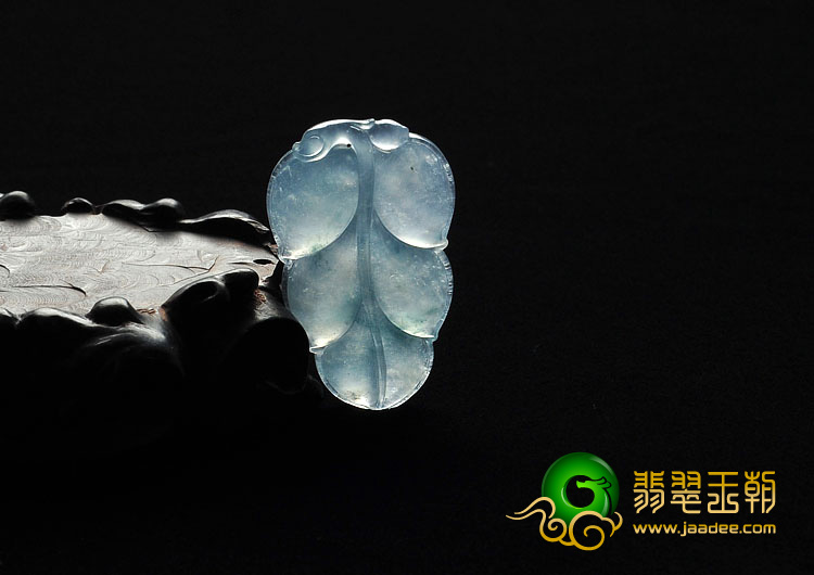 冰种飘花缅甸翡翠A货叶子挂件