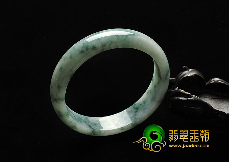 糯冰种飘花缅甸翡翠A货手镯（61.1mm）